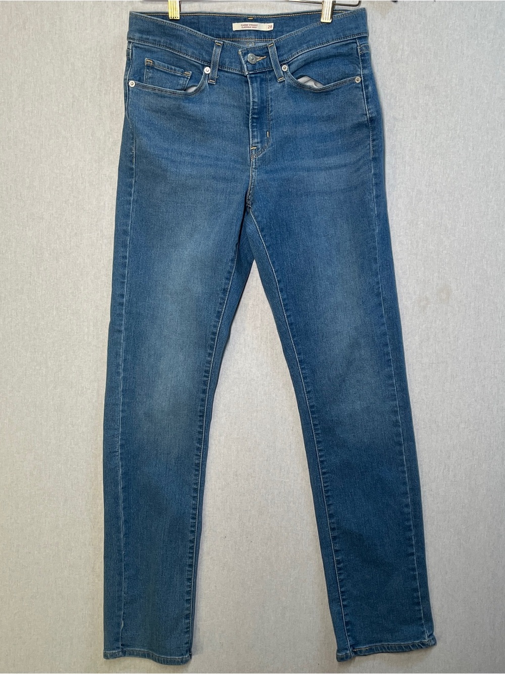 Levis Classic Straight Leg Jeans Denim Pants Casual Essential Size 28